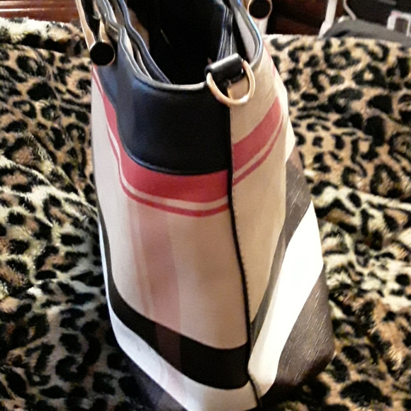 Multi colored handbag - Picture 2 of 4